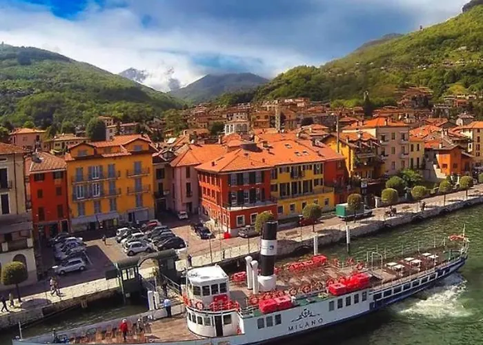 Διαμέρισμα Elegant Historic Large House On