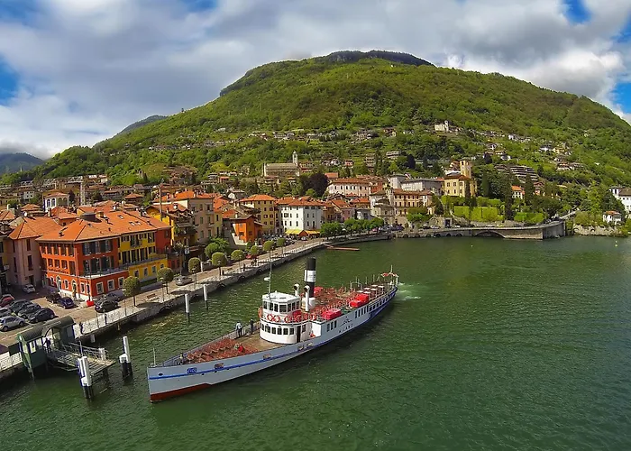 Elegant Historic Large House On Gravedona