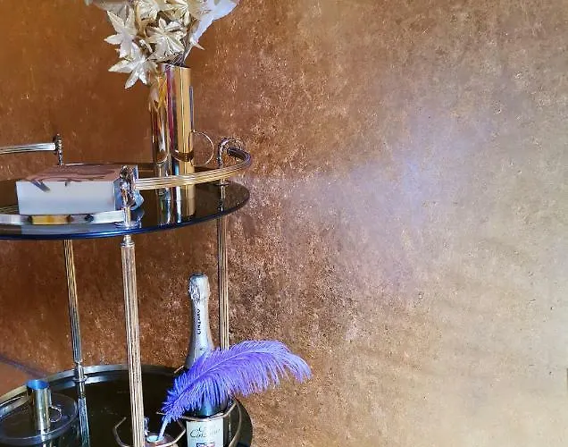 Elegant Historic Large House On Διαμέρισμα *