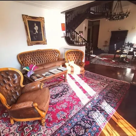 Elegant Historic Large House On Lake Como גראבדונה