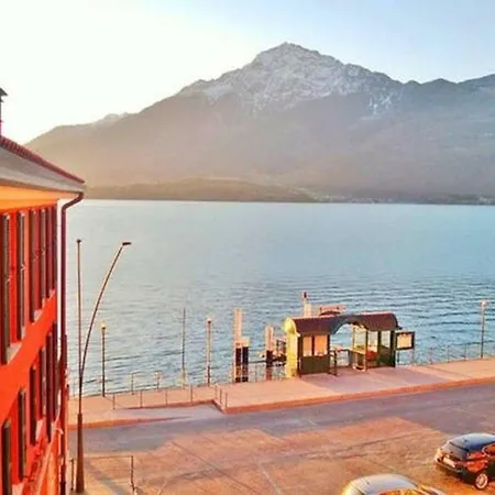 Elegant Historic Large House On Apartamento Gravedona