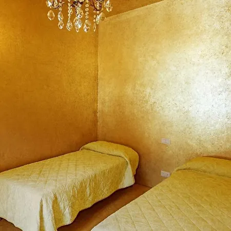 Elegant Historic Large House On * Gravedona