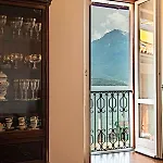 Elegant Historic Large House On Διαμέρισμα